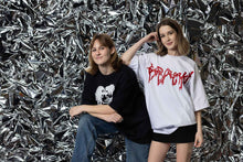 Load image into Gallery viewer, Crinkle Foil Wall - Silver