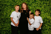 Load image into Gallery viewer, Green Wall