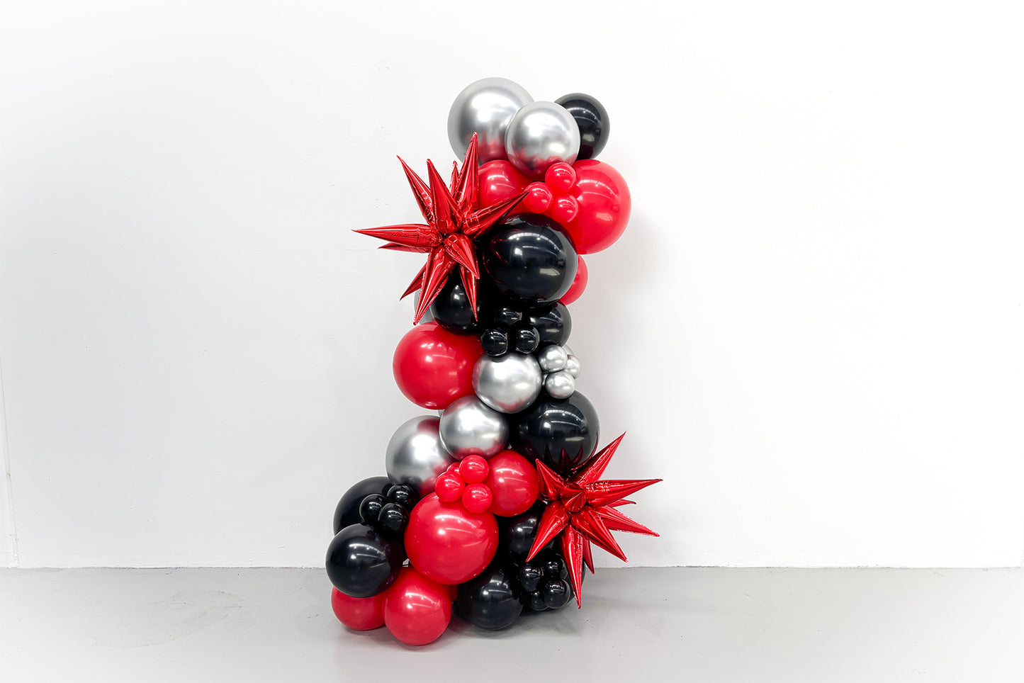 Custom balloon garland display for corporate events, birthdays, and celebrations in Auckland.