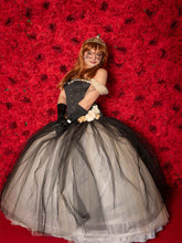 Load image into Gallery viewer, Miss Rosie- Flower Wall