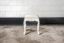 Load image into Gallery viewer, Wedding Table and Pouf