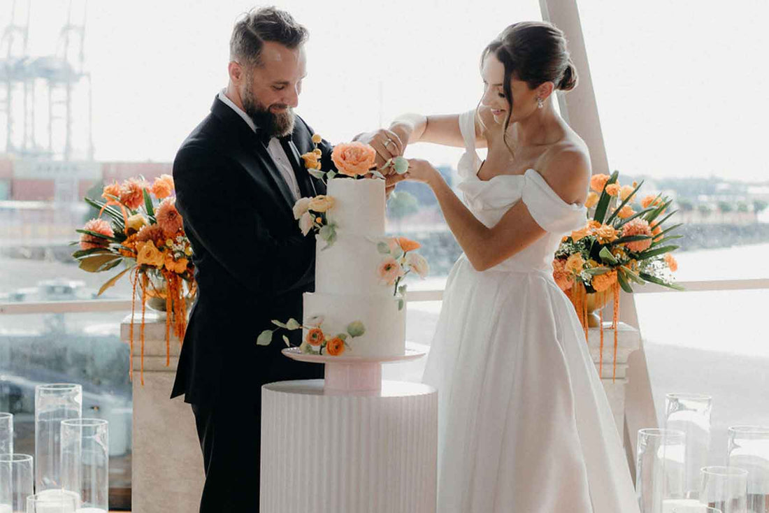 Add colour to your wedding.