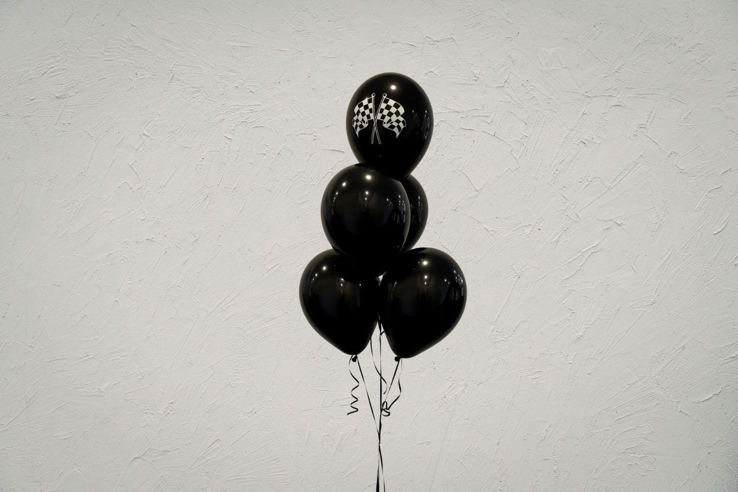 5 balloon helium display bouquet for birthdays, weddings and events in Auckland, New Zealand.