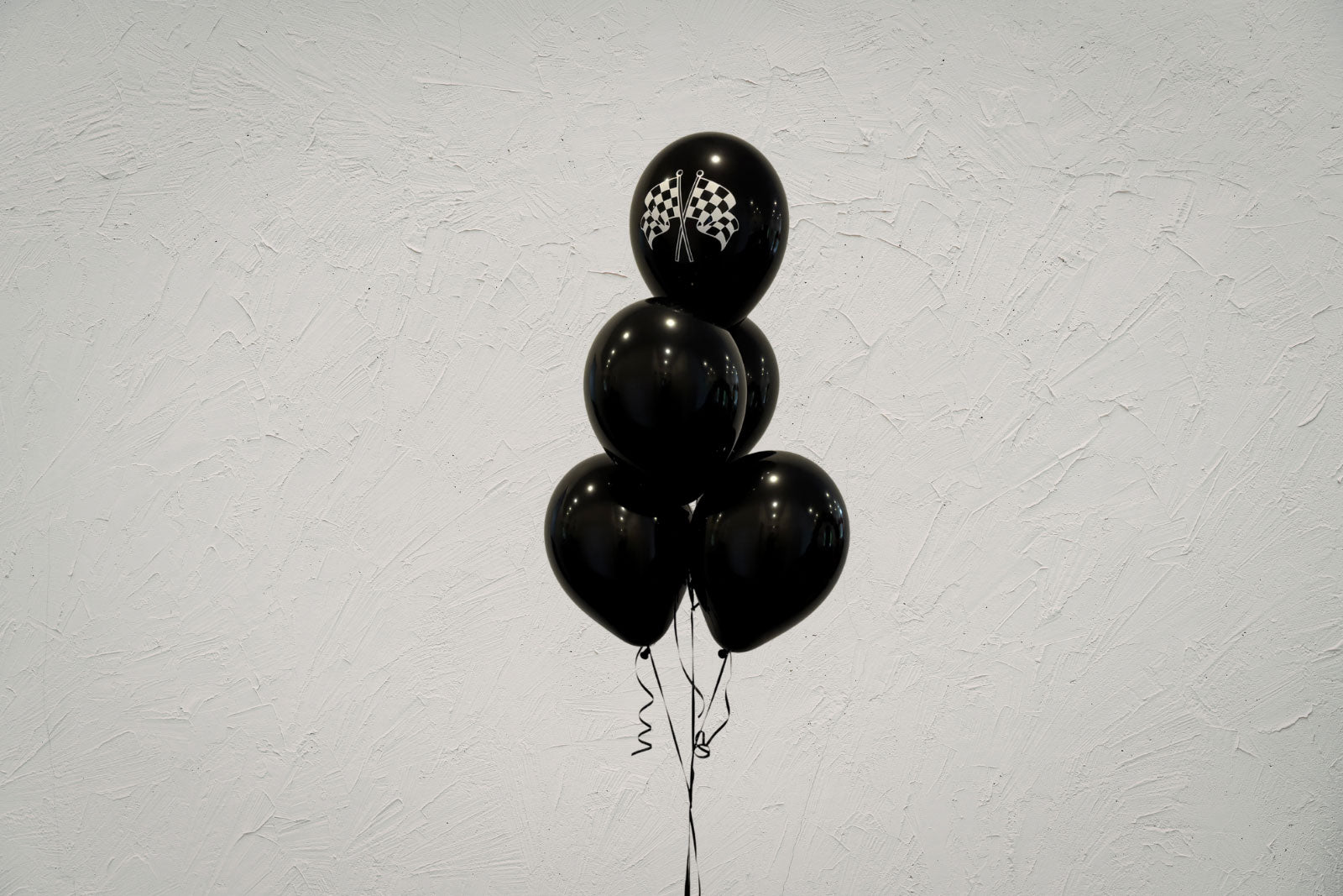5 balloon helium display bouquet for birthdays, weddings and events in Auckland, New Zealand.