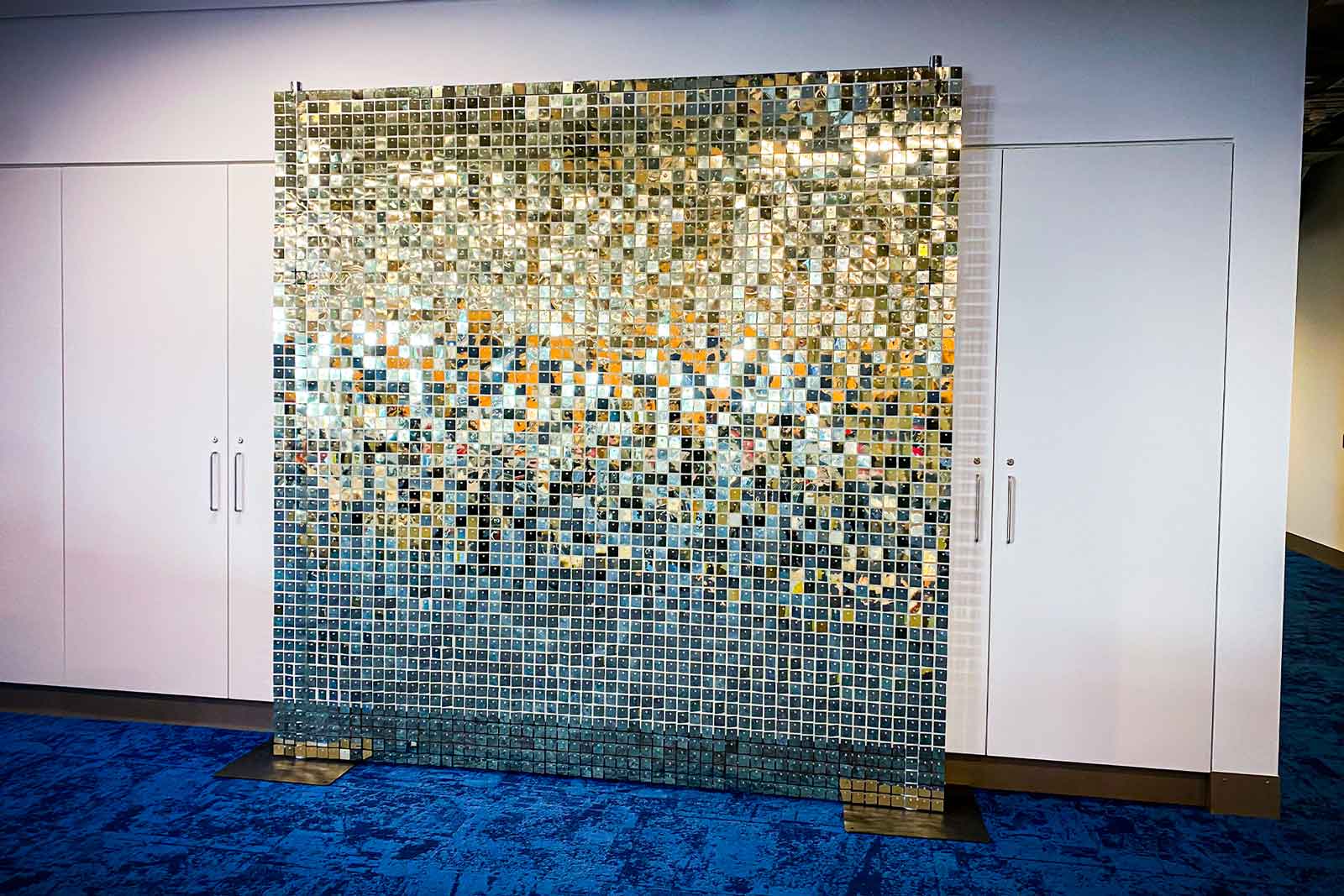 White gold shimmer wall backdrop for corporate events in Auckland.
