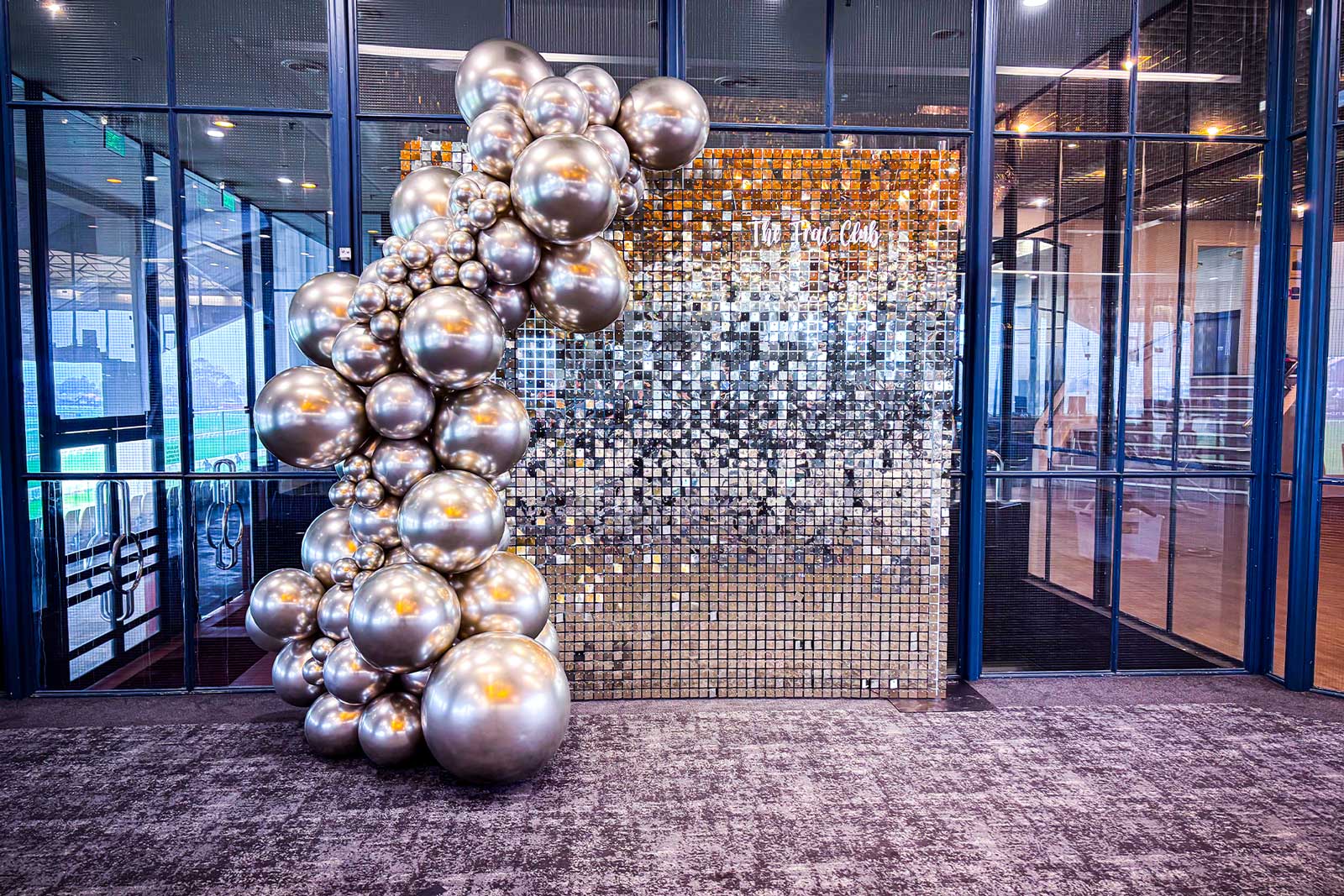 Event balloon garland installation for parties, weddings, and corporate functions in Auckland