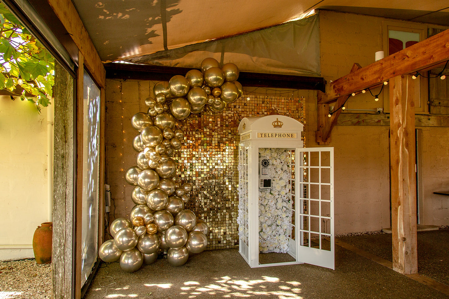 Decorative white booth for event photography