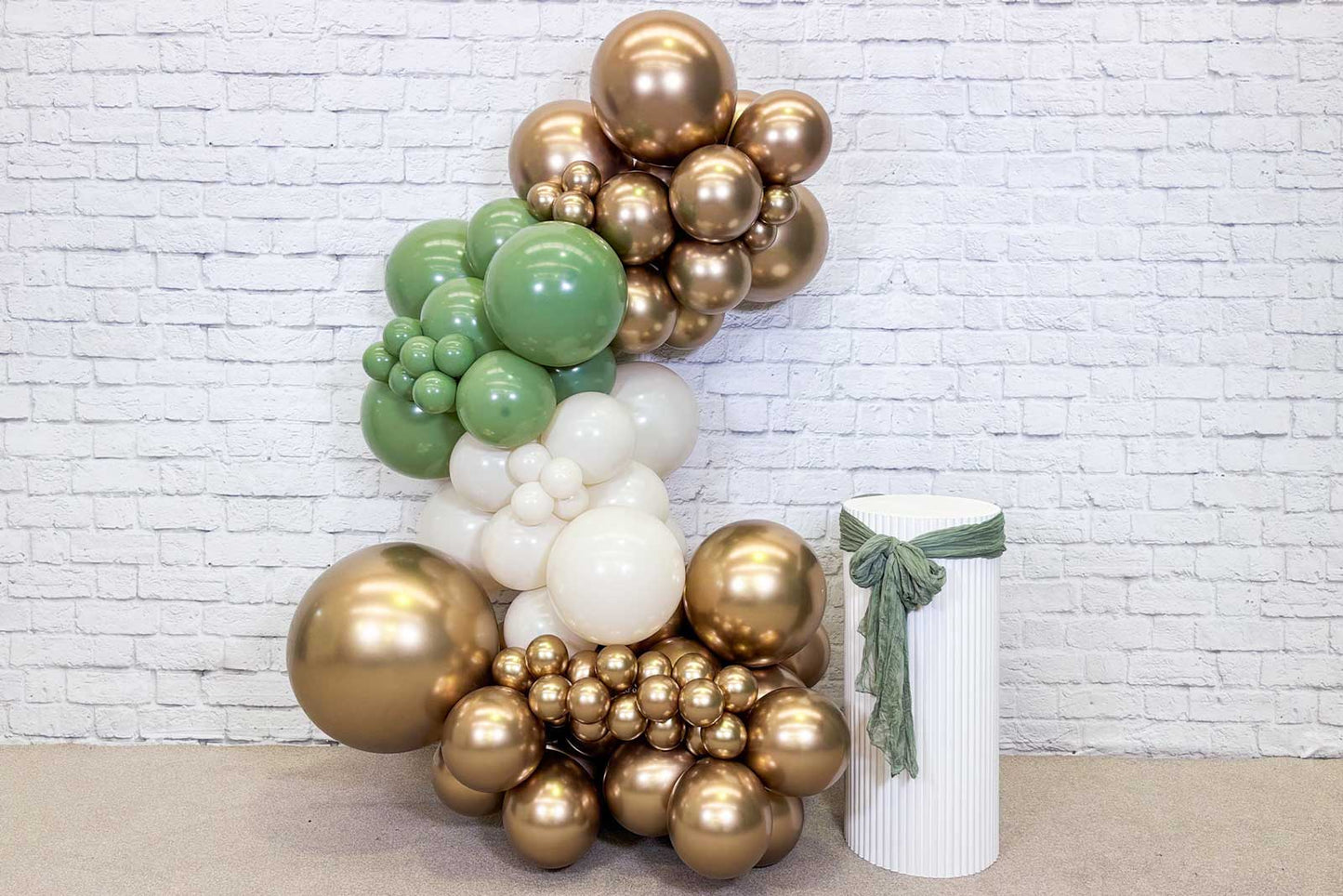 Stylish freestanding balloon garland for professional corporate event styling