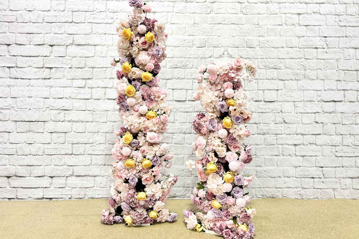 Hire artificial flowers for elegant and eye-catching event décor