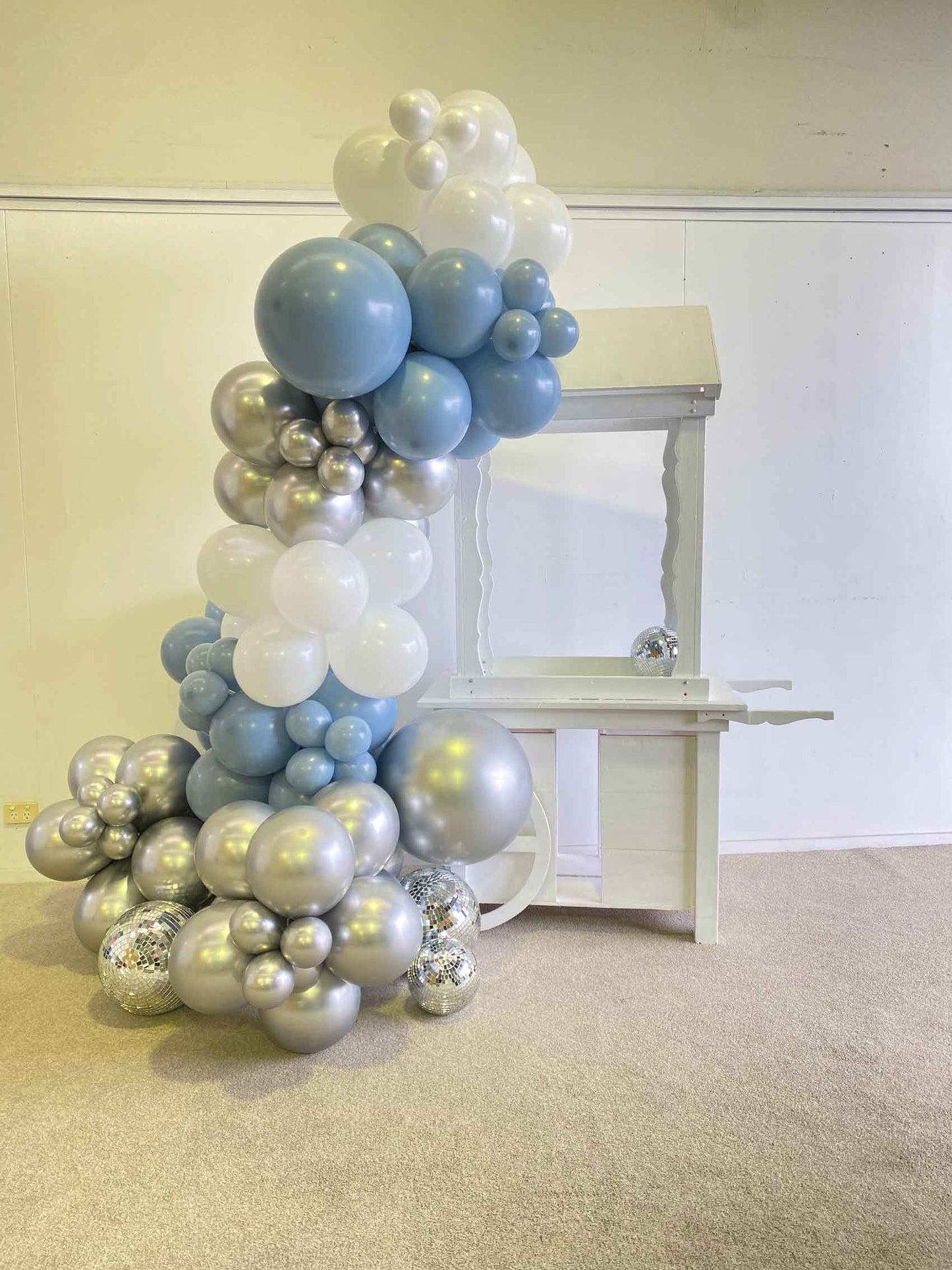 Interactive candy cart for hire, perfect for weddings, baby showers, and kids’ events