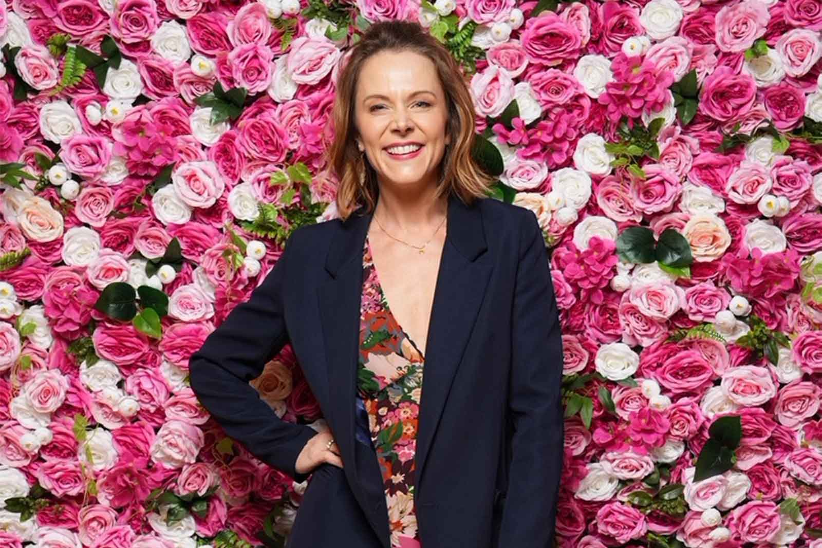 Pink and white flower wall backdrop for weddings, parties, and events