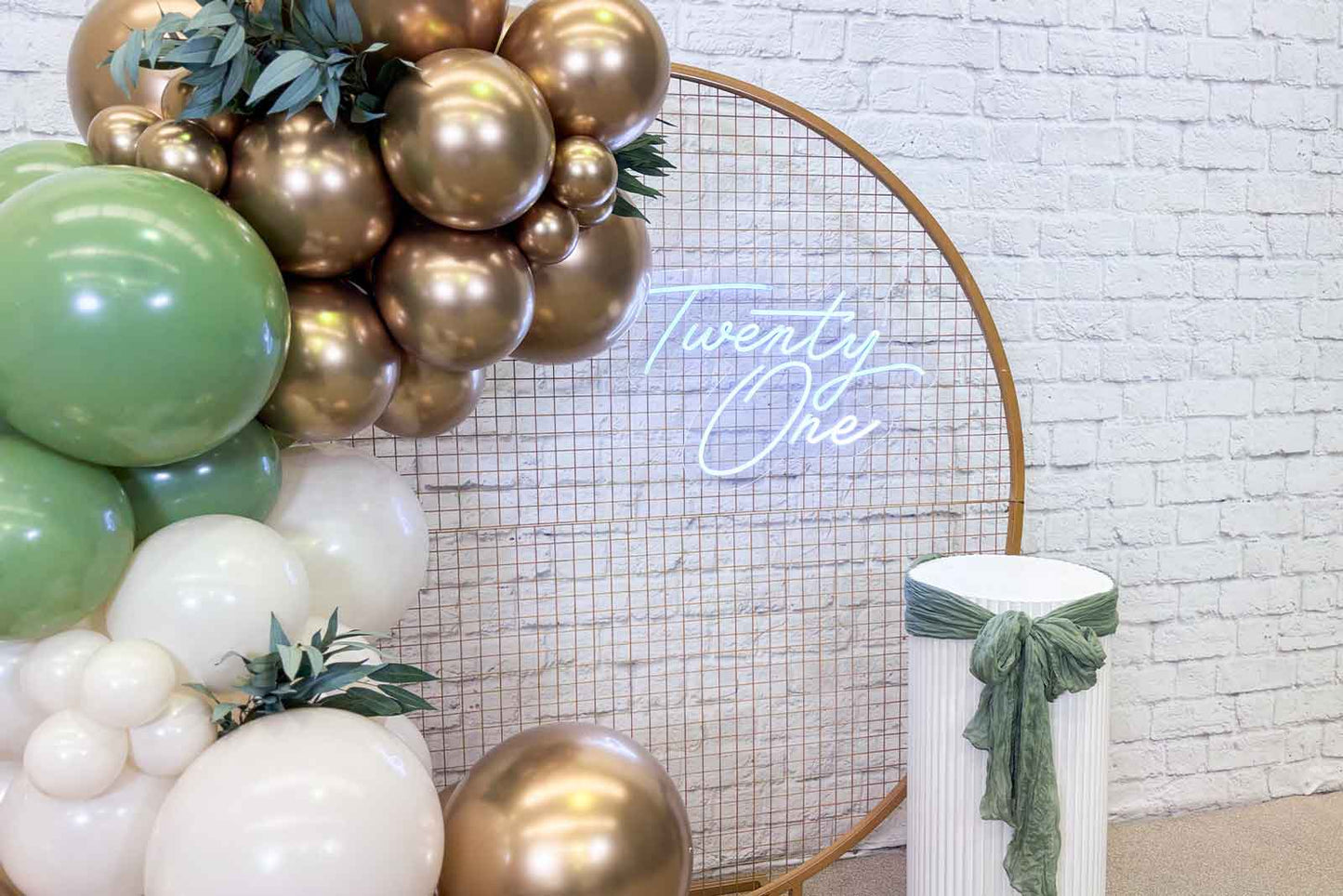 Twenty One neon sign for rent for milestone birthday celebrations