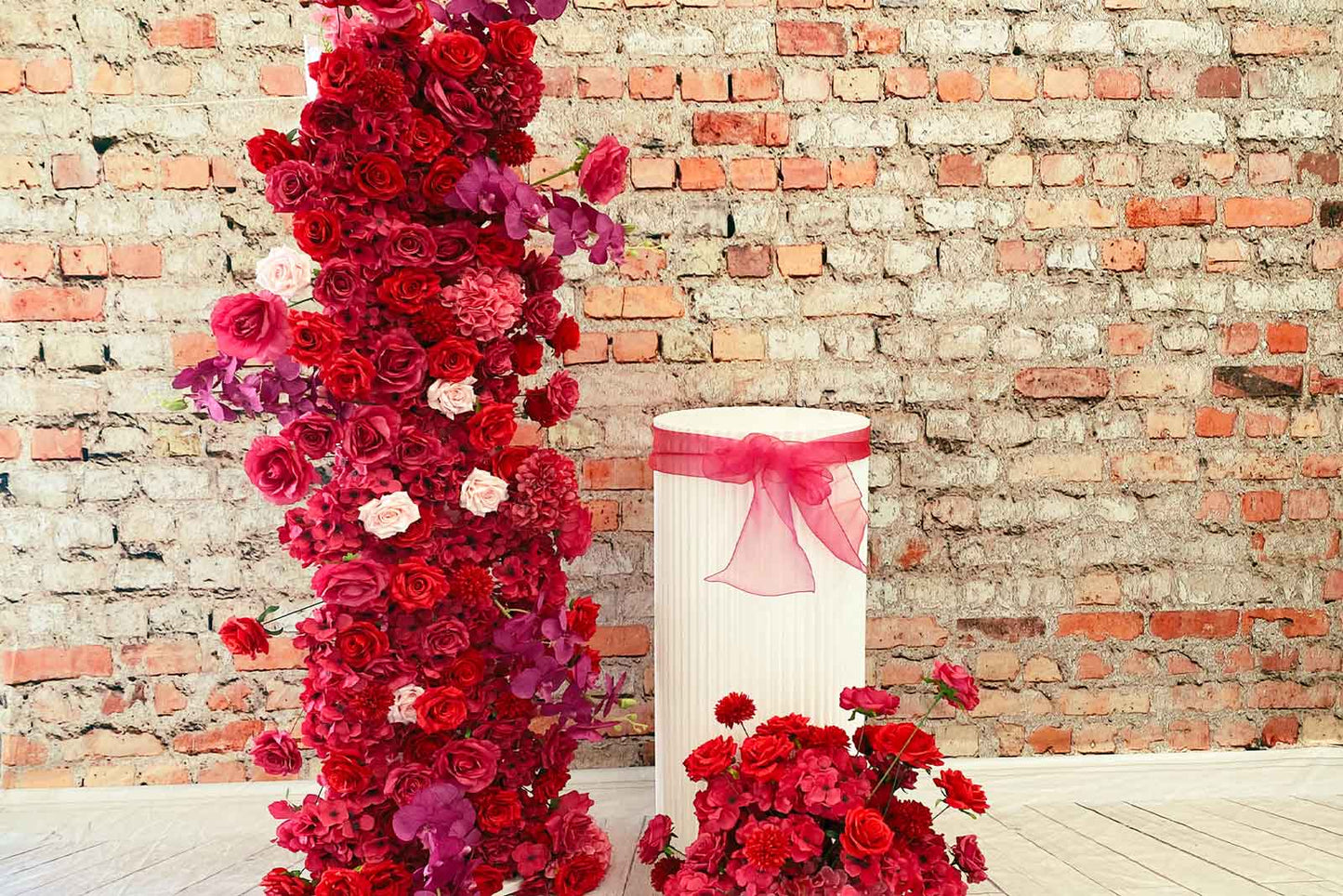 Ribbed white plinth hire NZ for parties, birthdays, and corporate events