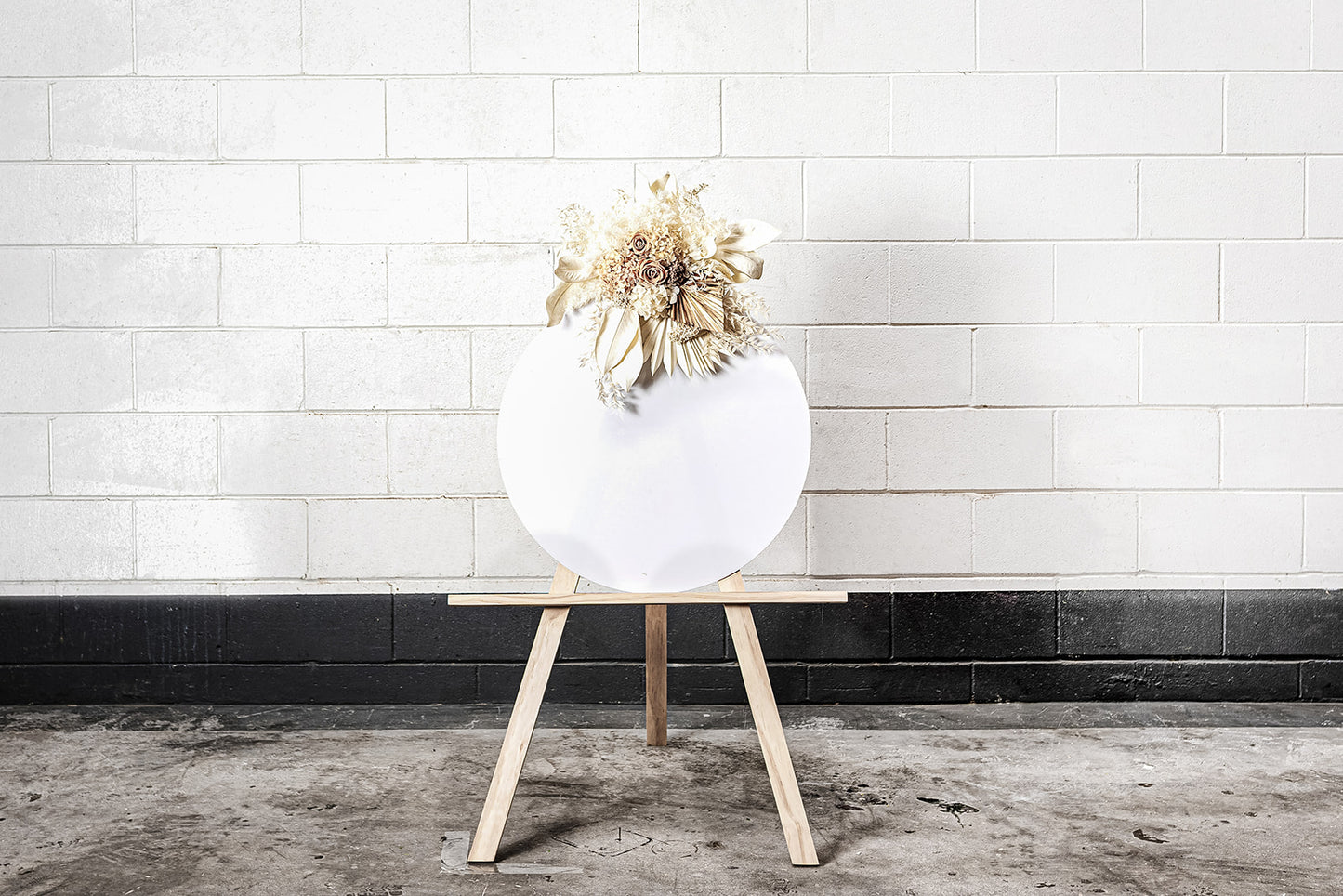 White acrylic disc for event signage, décor, or decorative displays